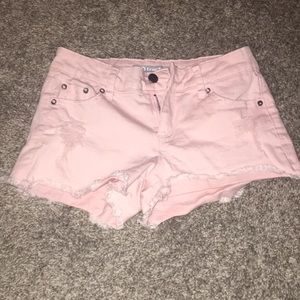 pink shorts